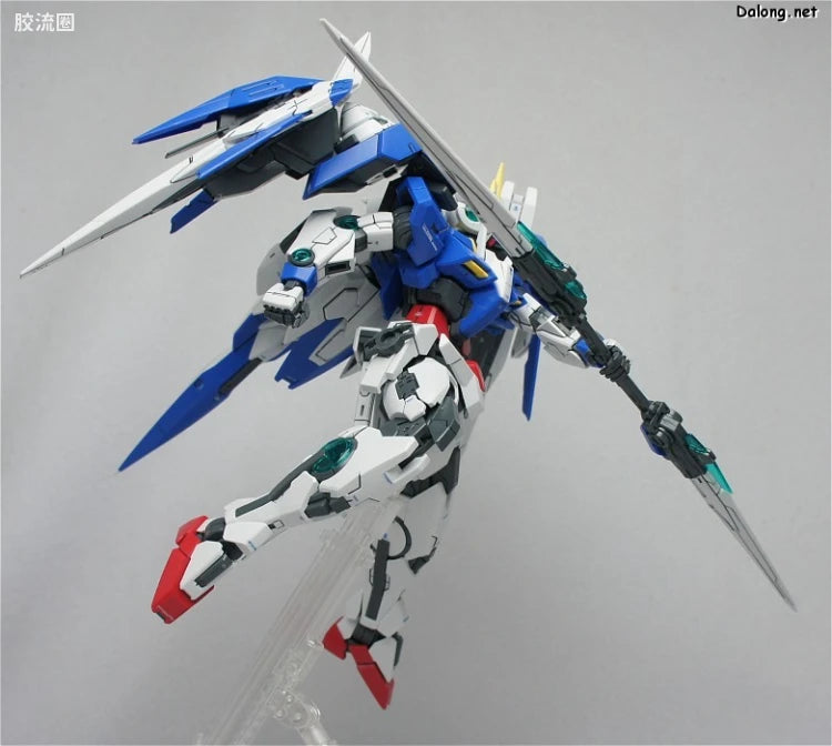 Bandai MG 1/100 GN-0000+GNR-010 00 Raiser