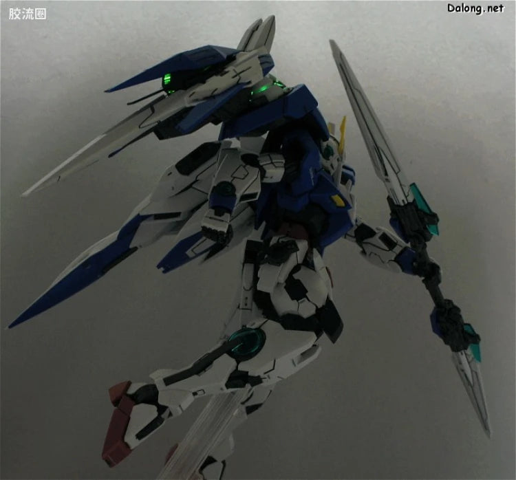 Bandai MG 1/100 GN-0000+GNR-010 00 Raiser