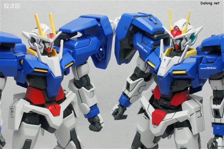 Bandai MG 1/100 GN-0000+GNR-010 00 Raiser