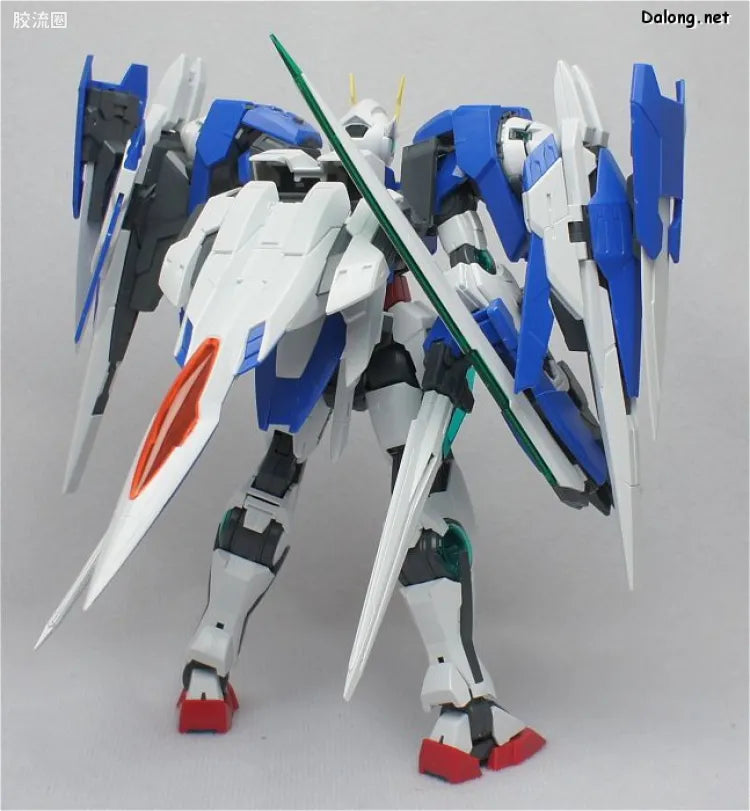 Bandai MG 1/100 GN-0000+GNR-010 00 Raiser