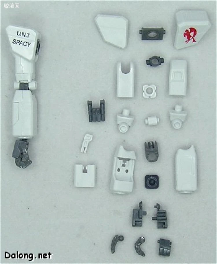 Bandai MG 1/100 RX-78-2 Gundam