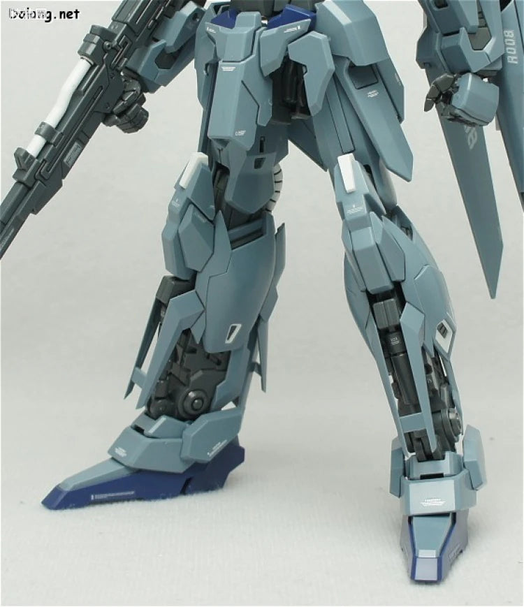 Bandai MG 1/100 MSN-001A1 Delta Plus