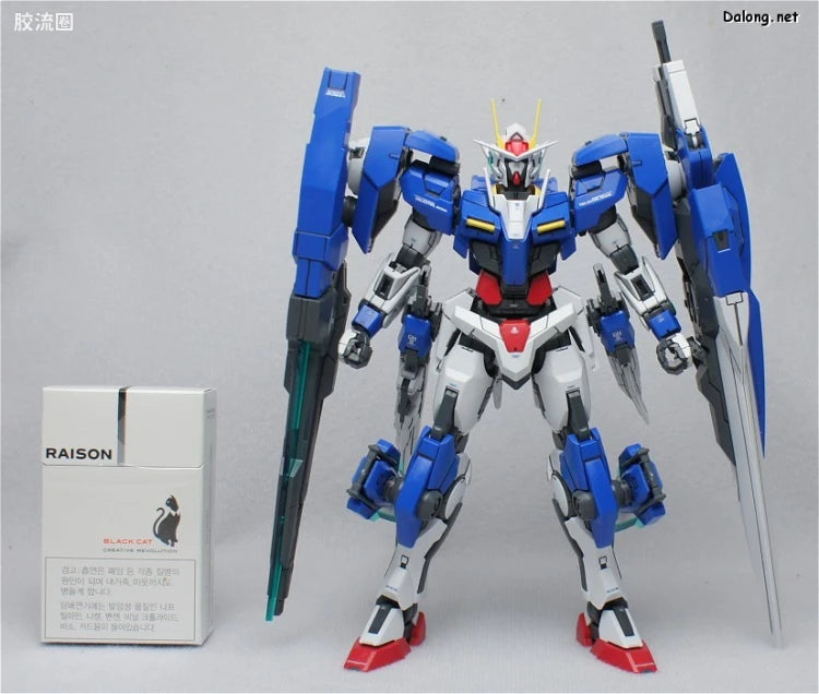 Bandai MG 1/100 GN-0000GNHW/7SG 00 Gundam Seven Sword/G