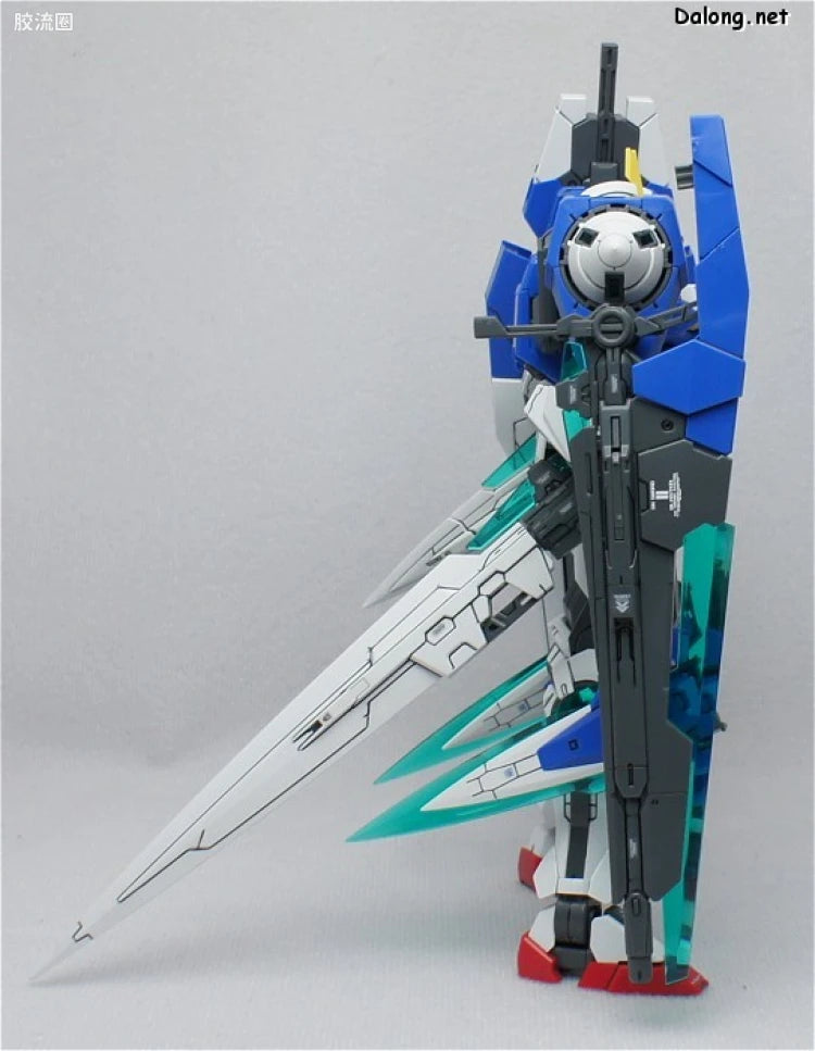 Bandai MG 1/100 GN-0000GNHW/7SG 00 Gundam Seven Sword/G
