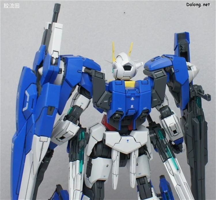 Bandai MG 1/100 GN-0000GNHW/7SG 00 Gundam Seven Sword/G