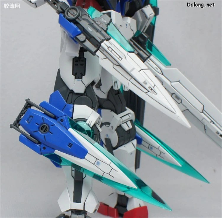 Bandai MG 1/100 GN-0000GNHW/7SG 00 Gundam Seven Sword/G
