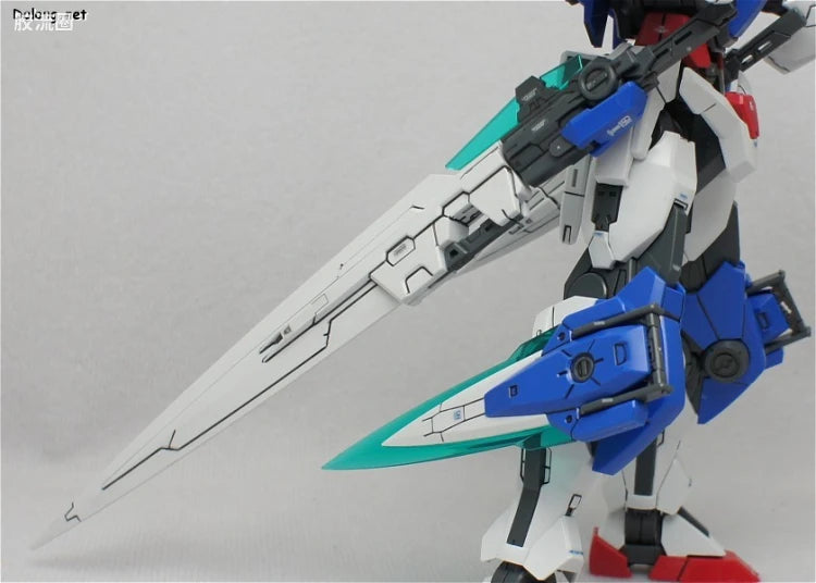 Bandai MG 1/100 GN-0000GNHW/7SG 00 Gundam Seven Sword/G