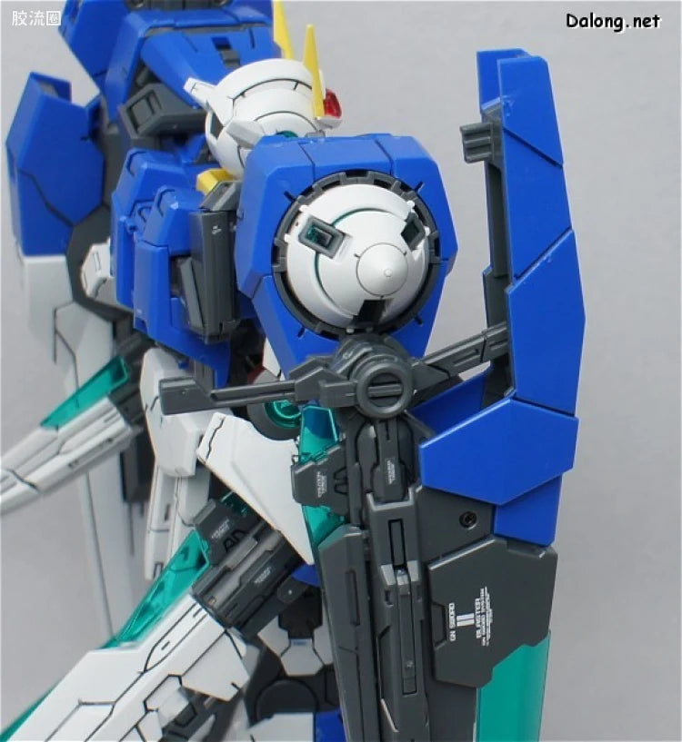Bandai MG 1/100 GN-0000GNHW/7SG 00 Gundam Seven Sword/G