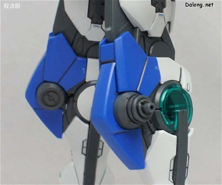 Bandai MG 1/100 GN-0000GNHW/7SG 00 Gundam Seven Sword/G