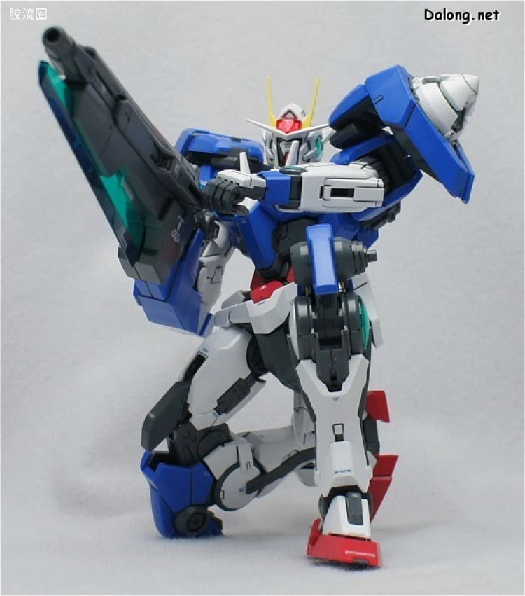 Bandai MG 1/100 GN-0000GNHW/7SG 00 Gundam Seven Sword/G