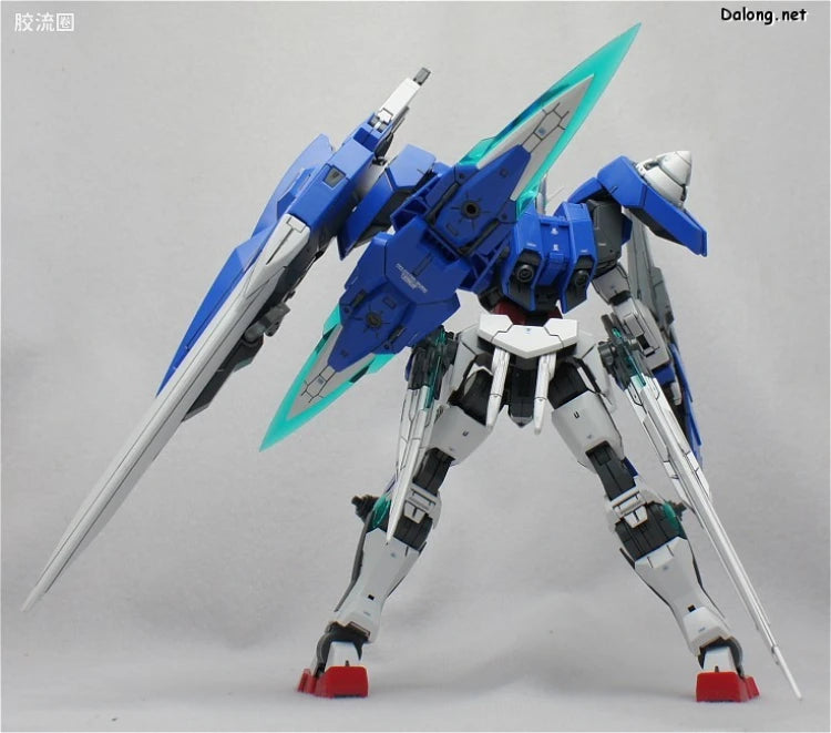 Bandai MG 1/100 GN-0000GNHW/7SG 00 Gundam Seven Sword/G