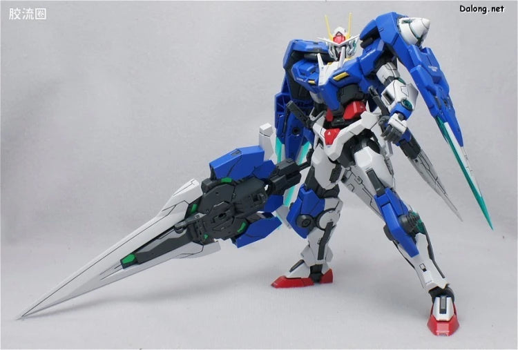 Bandai MG 1/100 GN-0000GNHW/7SG 00 Gundam Seven Sword/G