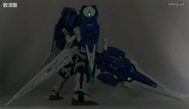 Bandai MG 1/100 GN-0000GNHW/7SG 00 Gundam Seven Sword/G