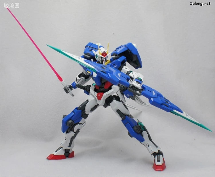 Bandai MG 1/100 GN-0000GNHW/7SG 00 Gundam Seven Sword/G