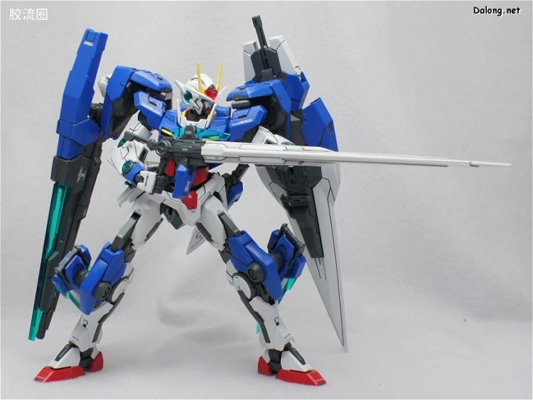 Bandai MG 1/100 GN-0000GNHW/7SG 00 Gundam Seven Sword/G