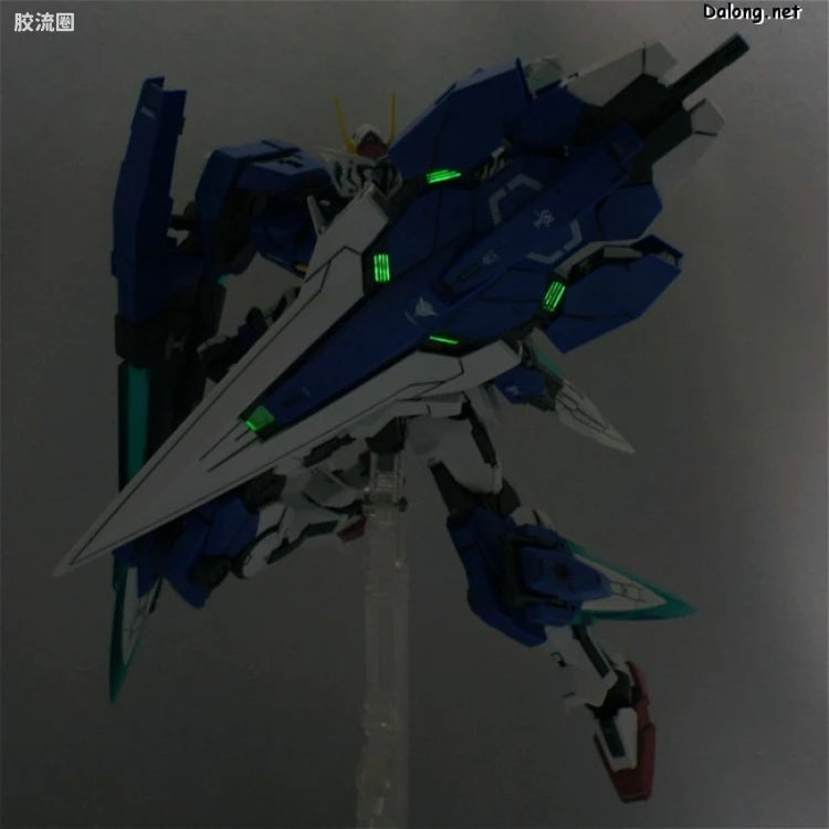 Bandai MG 1/100 GN-0000GNHW/7SG 00 Gundam Seven Sword/G