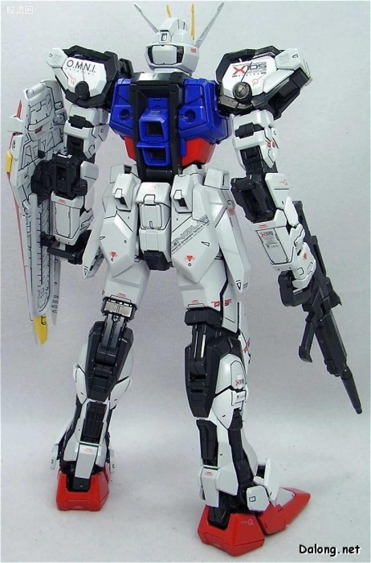 Bandai PG 1/60 GAT-X105 Strike Gundam