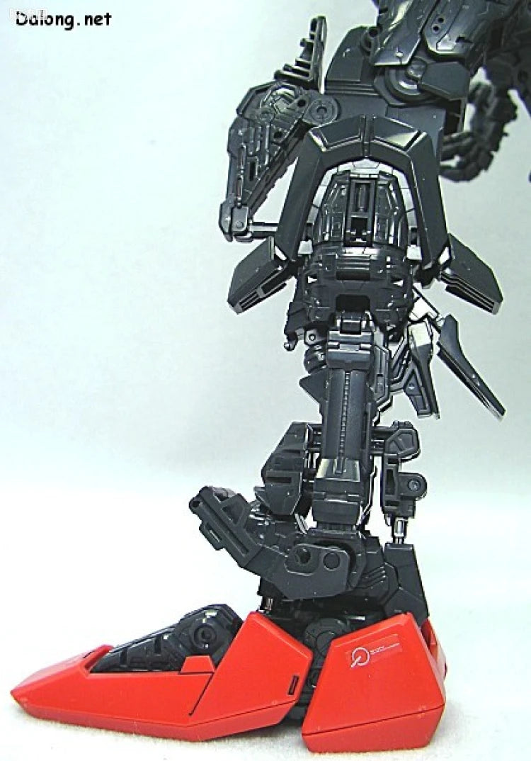 Bandai PG 1/60 GAT-X105 Strike Gundam