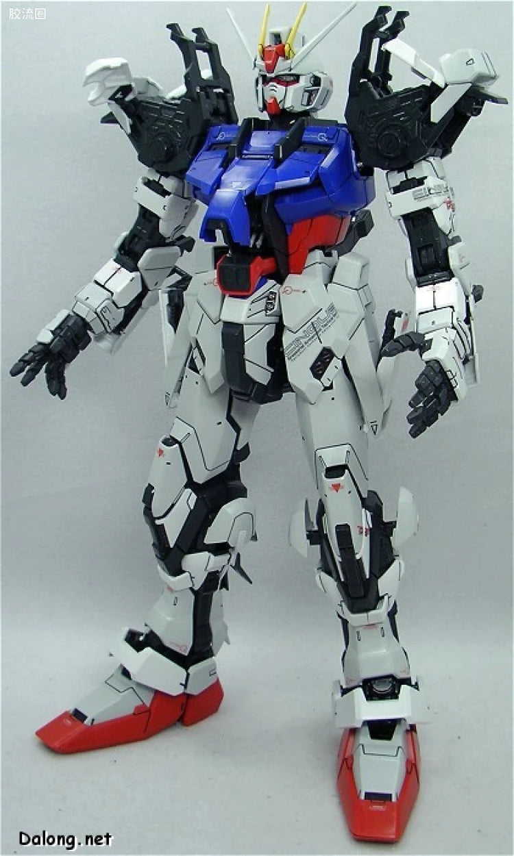 Bandai PG 1/60 GAT-X105 Strike Gundam