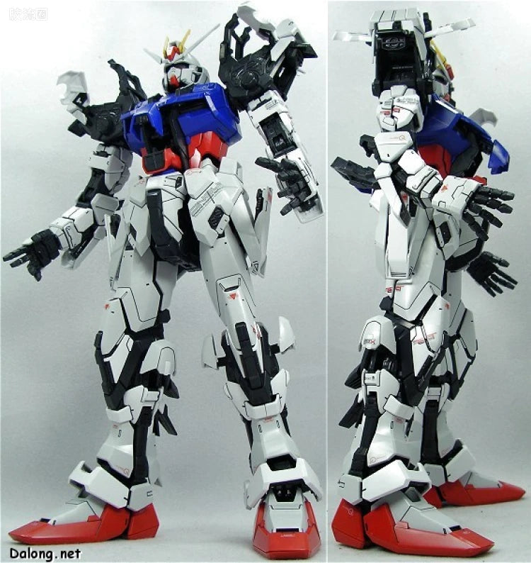 Bandai PG 1/60 GAT-X105 Strike Gundam