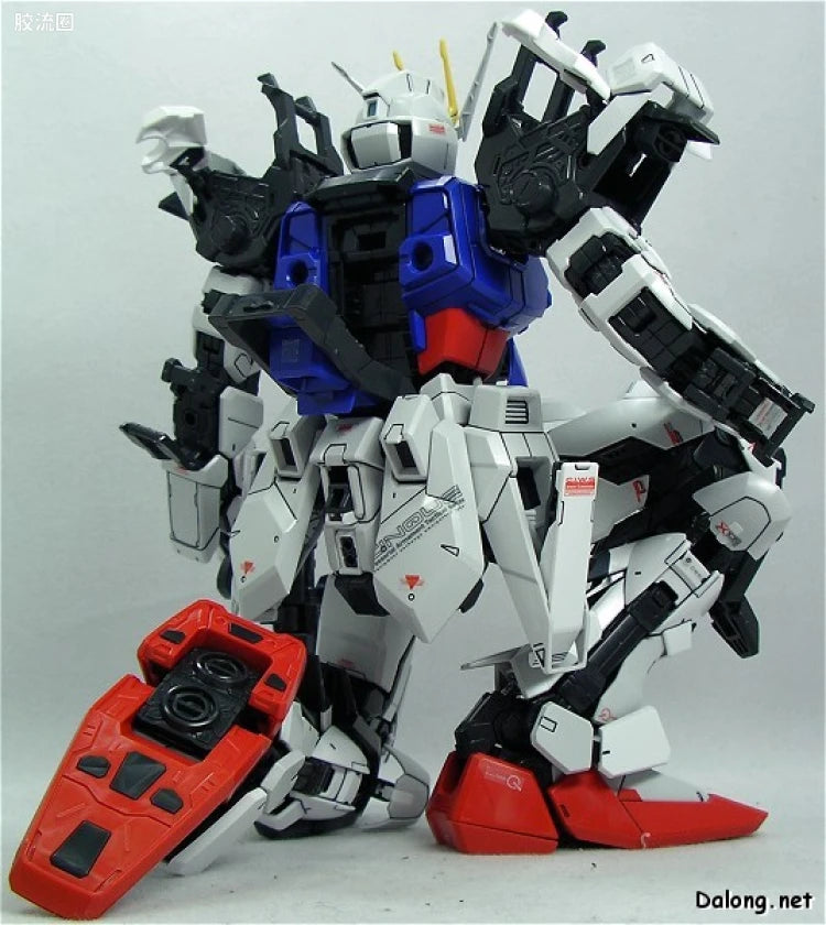 Bandai PG 1/60 GAT-X105 Strike Gundam