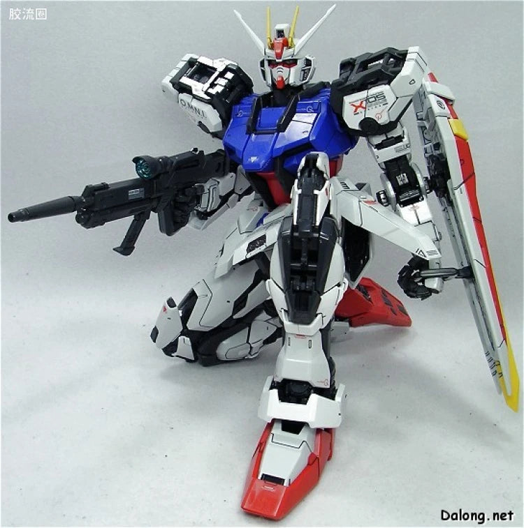 Bandai PG 1/60 GAT-X105 Strike Gundam