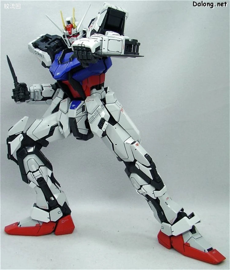 Bandai PG 1/60 GAT-X105 Strike Gundam
