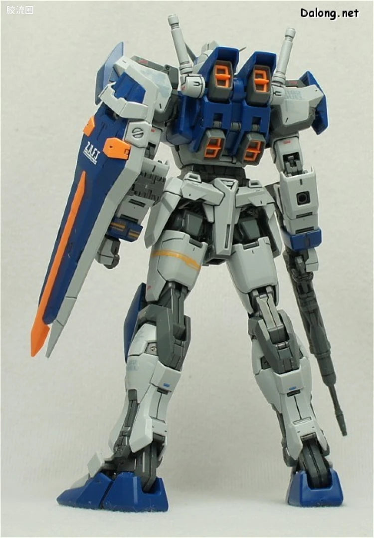 Bandai MG 1/100 GAT-X102 Duel Gundam Assault Shroud