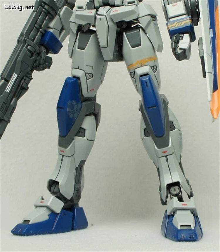 Bandai MG 1/100 GAT-X102 Duel Gundam Assault Shroud