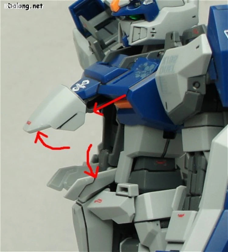 Bandai MG 1/100 GAT-X102 Duel Gundam Assault Shroud