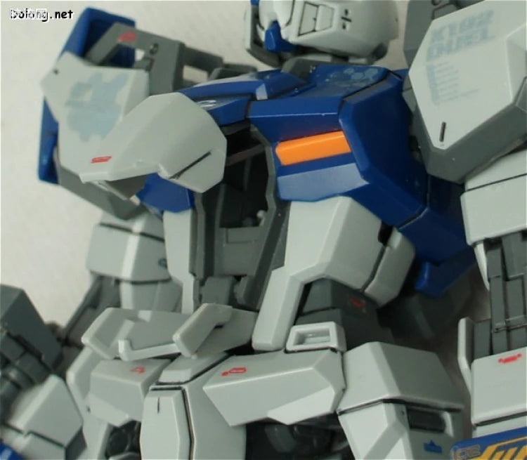 Bandai MG 1/100 GAT-X102 Duel Gundam Assault Shroud