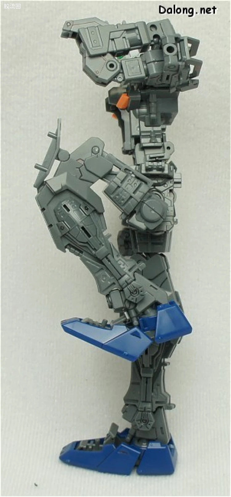 Bandai MG 1/100 GAT-X102 Duel Gundam Assault Shroud