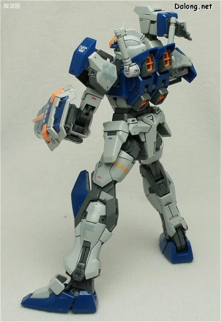 Bandai MG 1/100 GAT-X102 Duel Gundam Assault Shroud