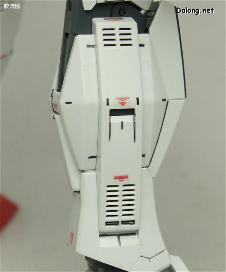 Bandai MG 1/100 Gundam AGE-1 Normal