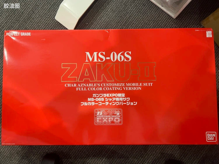 P-Bandai PG 1/60 MS-06S Zaku II (Char Aznable's Customize) Full Color Coating Version