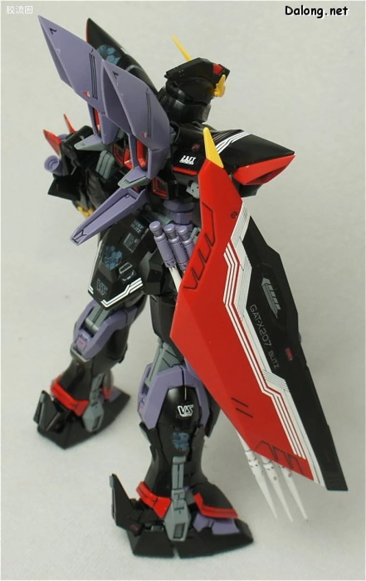 Bandai MG 1/100 GAT-X207 Blitz Gundam