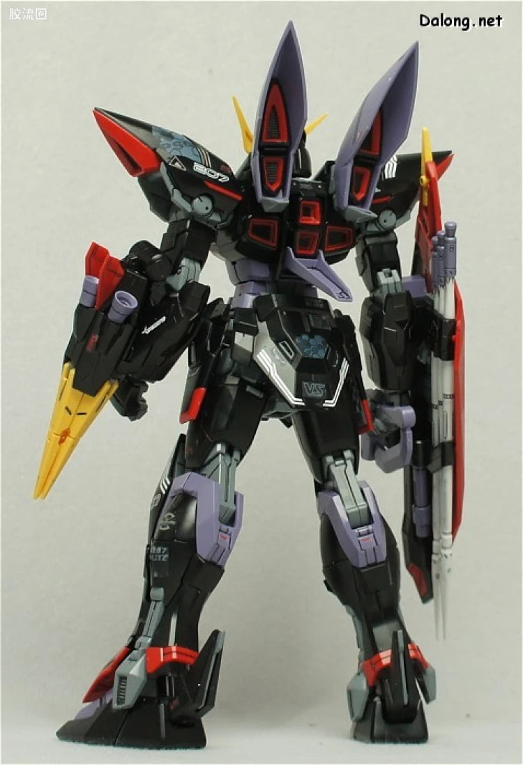 Bandai MG 1/100 GAT-X207 Blitz Gundam