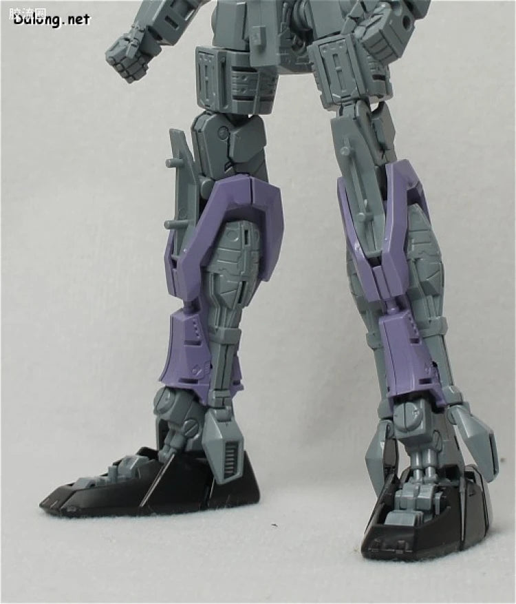 Bandai MG 1/100 GAT-X207 Blitz Gundam