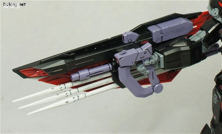 Bandai MG 1/100 GAT-X207 Blitz Gundam