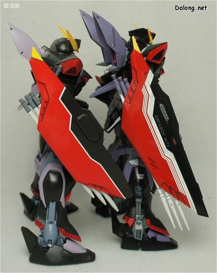 Bandai MG 1/100 GAT-X207 Blitz Gundam