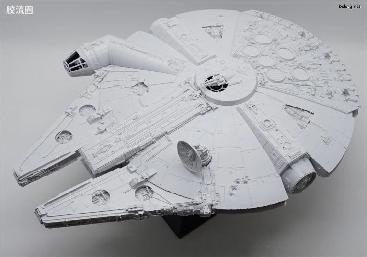P-Bandai PG 1/72 Millennium Falcon
