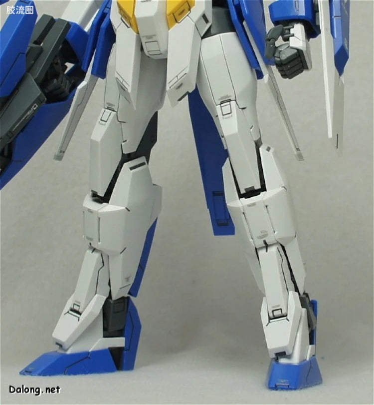 Bandai MG 1/100 Gundam AGE-2 Normal