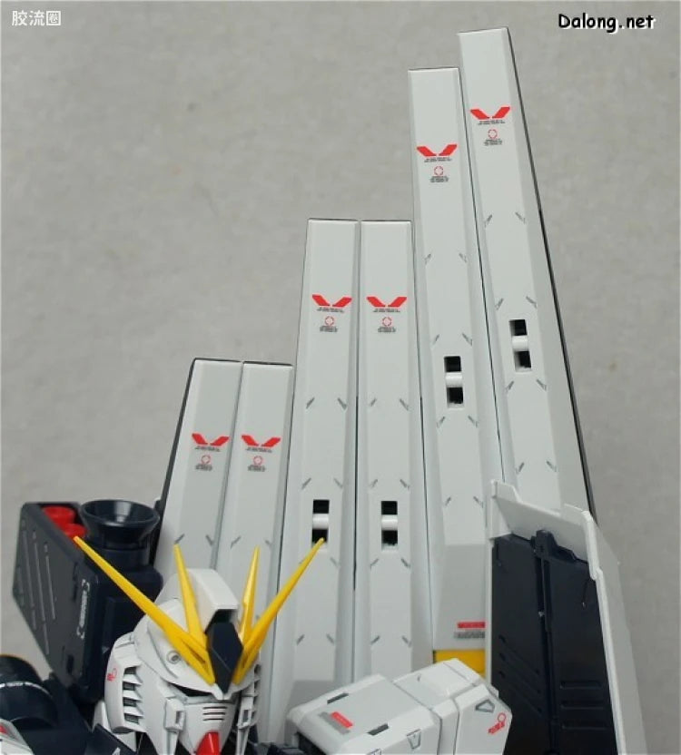 Bandai MG 1/100 RX-93 ν Gundam Ver.Ka