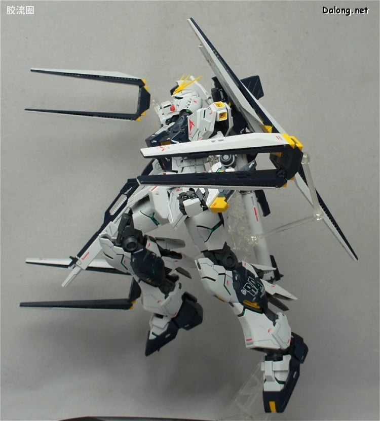 Bandai MG 1/100 RX-93 ν Gundam Ver.Ka