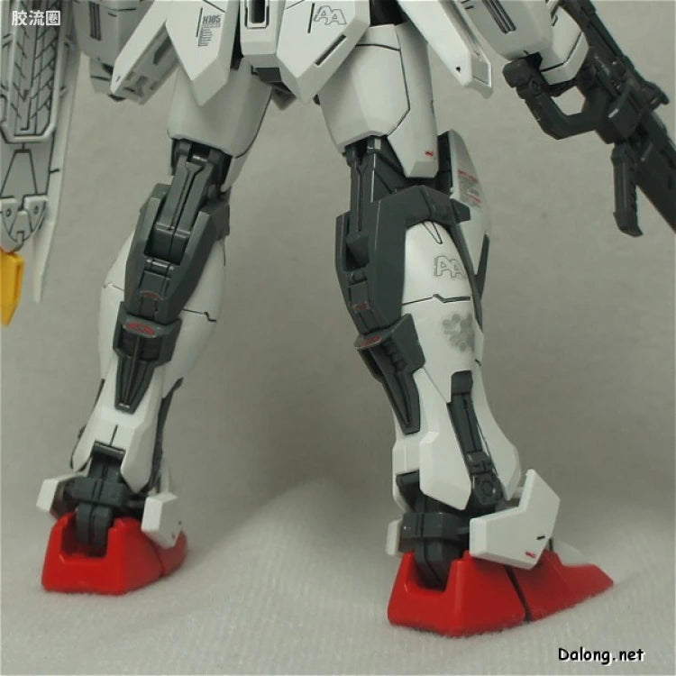 Bandai MG 1/100 GAT-X105 Aile Strike Gundam Ver.RM