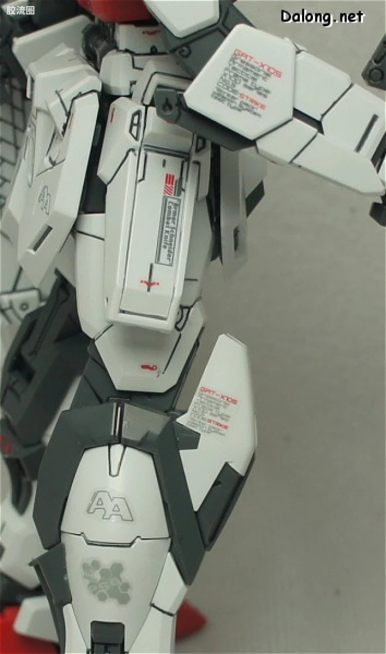 Bandai MG 1/100 GAT-X105 Aile Strike Gundam Ver.RM