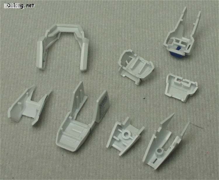 Bandai MG 1/100 GAT-X105 Aile Strike Gundam Ver.RM