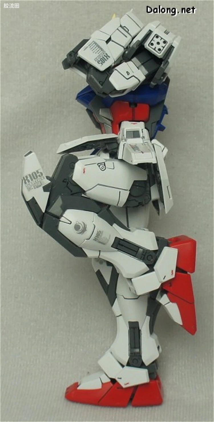 Bandai MG 1/100 GAT-X105 Aile Strike Gundam Ver.RM