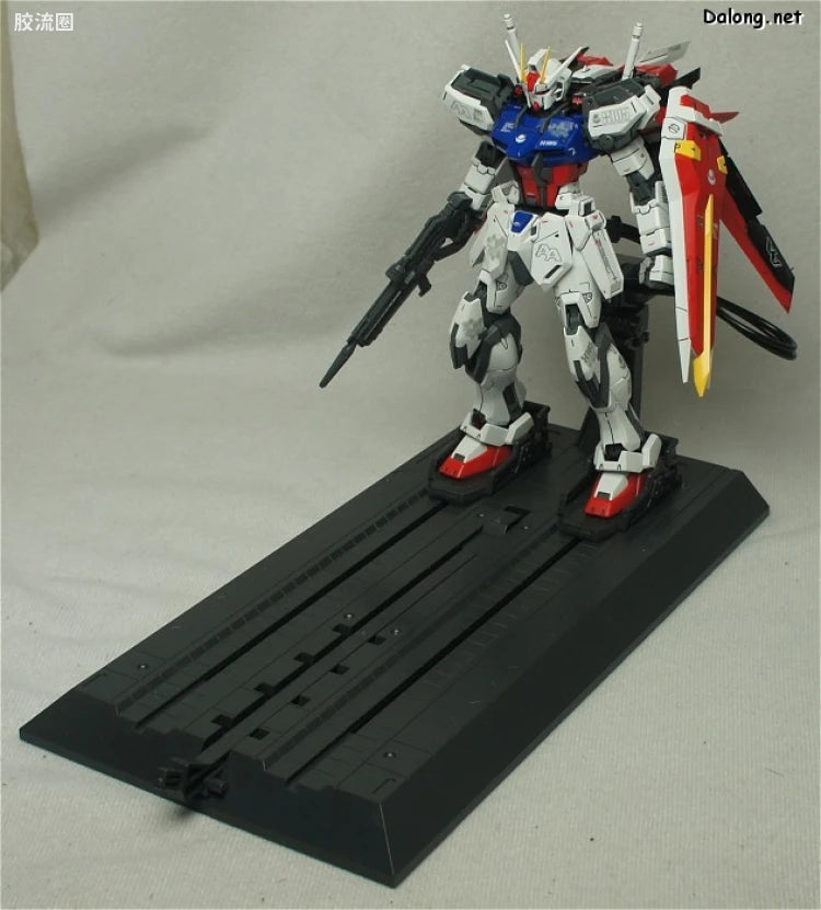 Bandai MG 1/100 GAT-X105 Aile Strike Gundam Ver.RM