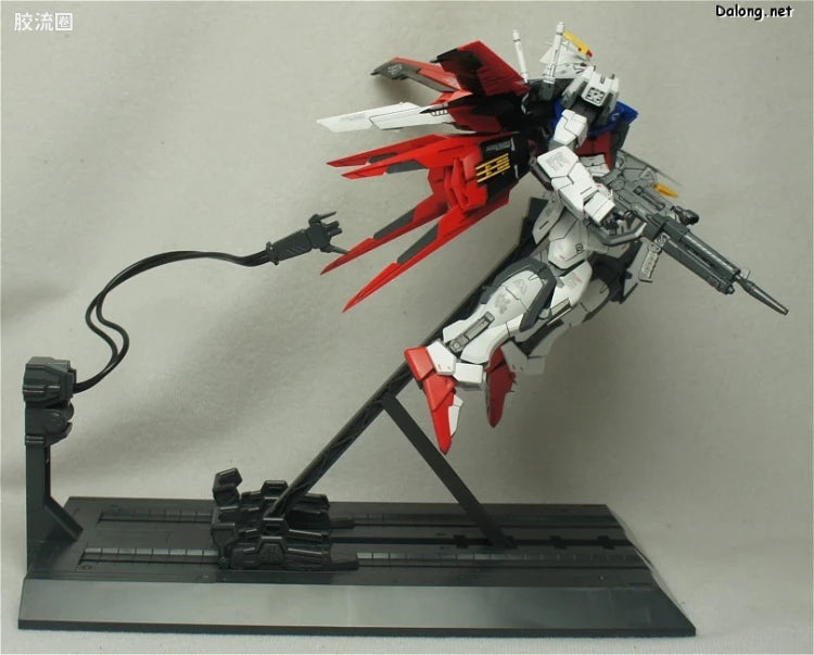 Bandai MG 1/100 GAT-X105 Aile Strike Gundam Ver.RM